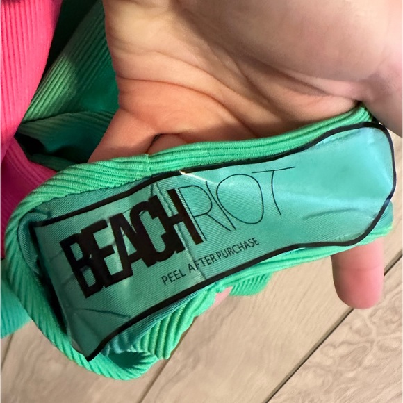 NWT Beach Riot Nia One Piece - Picture 6 of 9